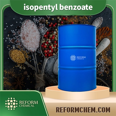 Isopentyl benzoat